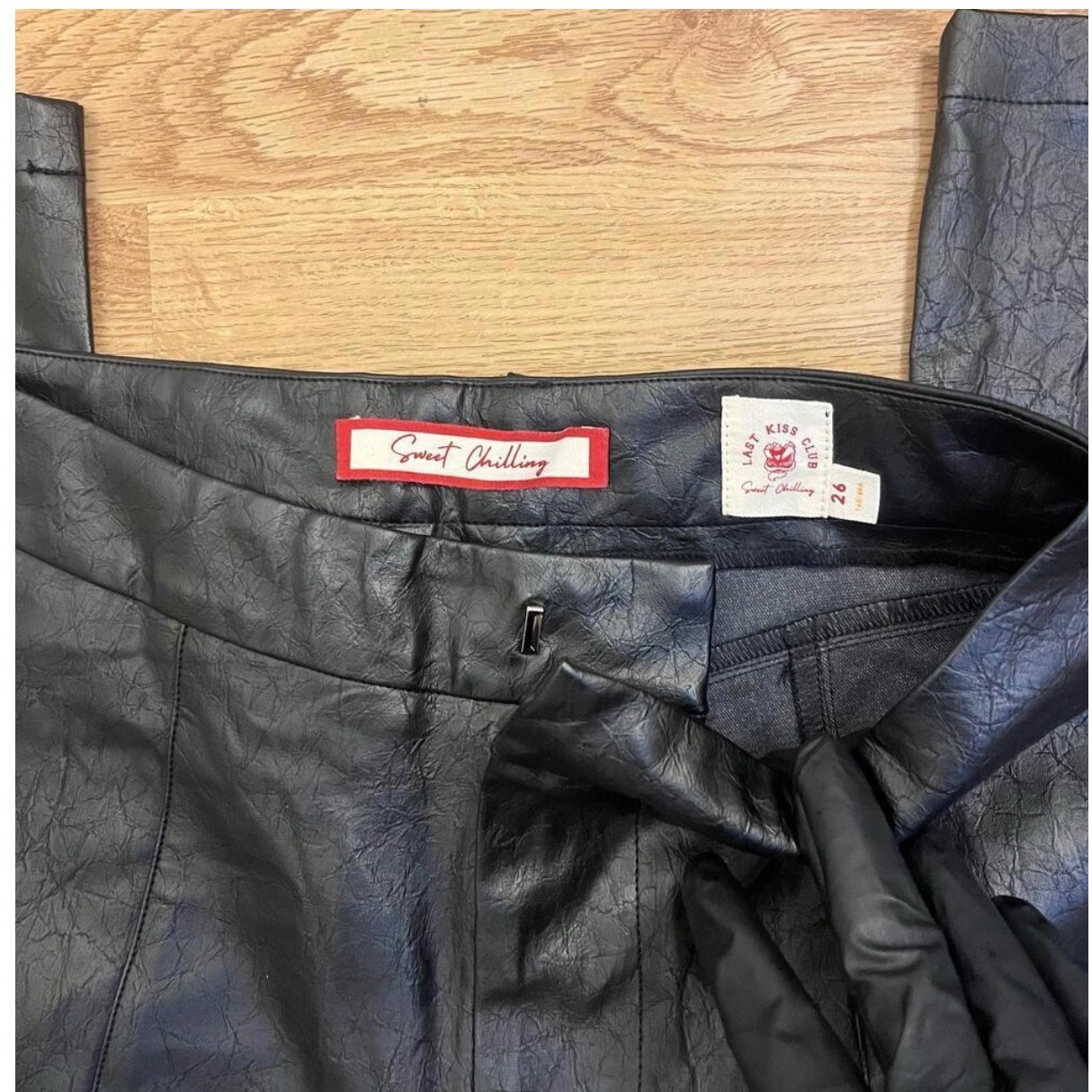 Sweet Chilling Pants Womens 26 Black Last Kiss Club Faux Leather Zipper Edgy — image 5 of 8